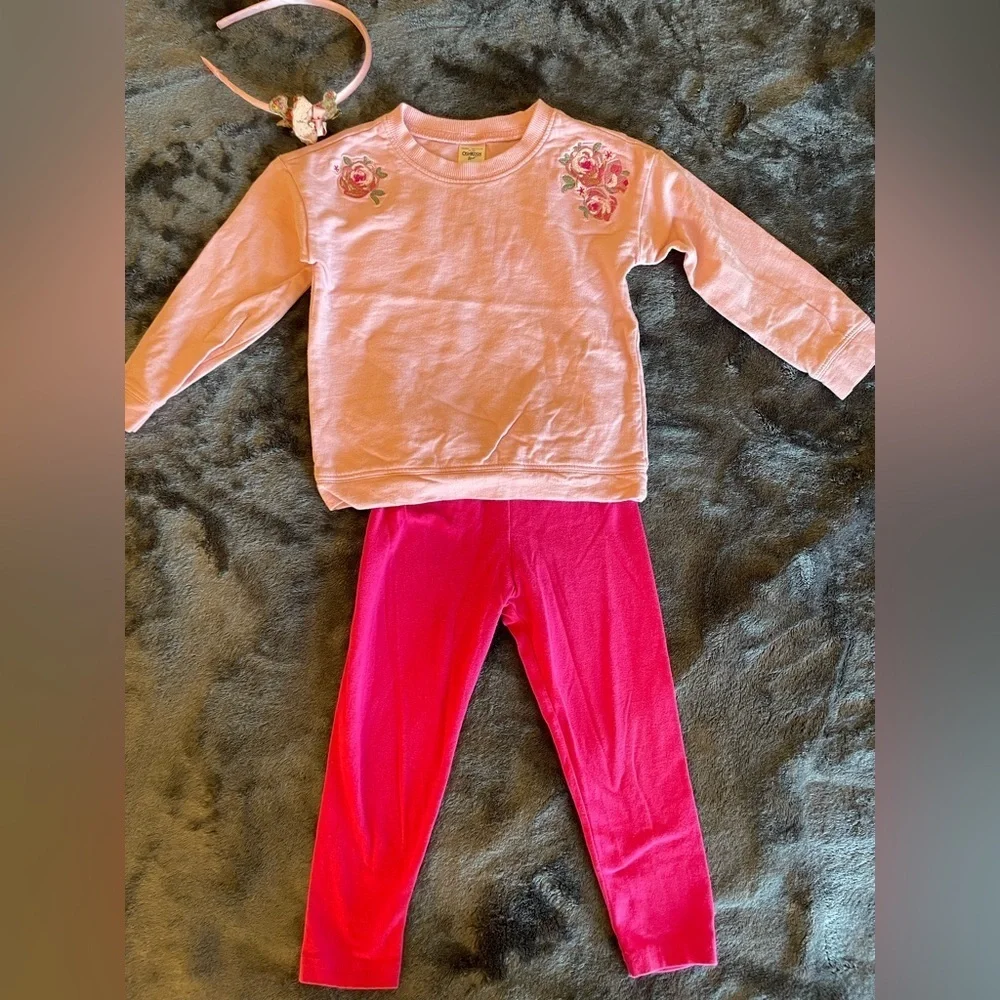 Bundle of 3: NWOT headband + oshkosh sweater + Carter’s leggings size 24M
